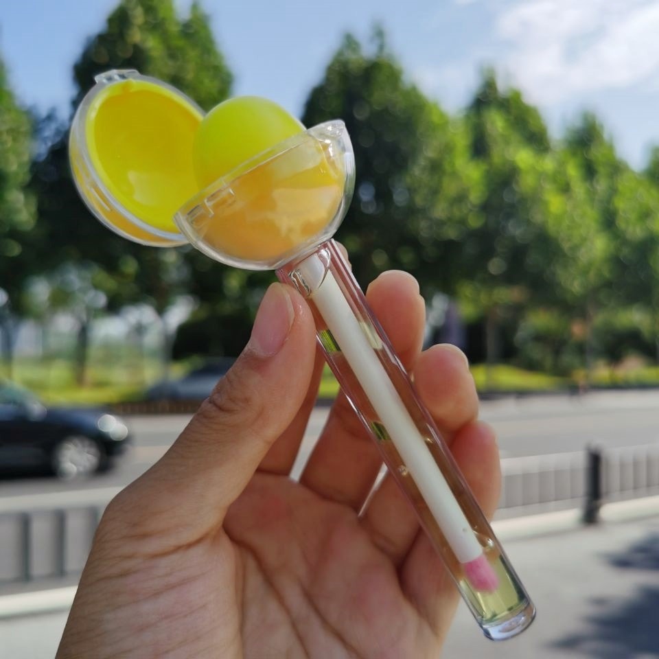 Lip balm & lip gloss